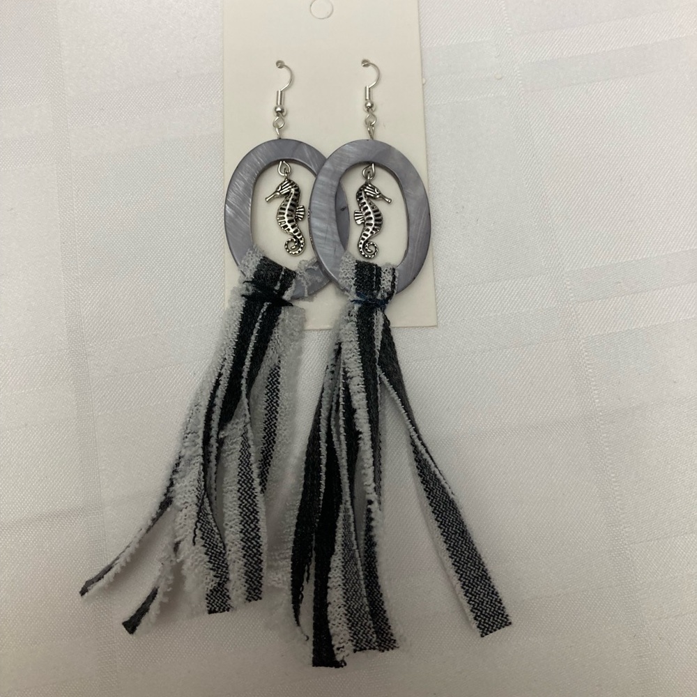 Denim earrings - Picture 3 of 3